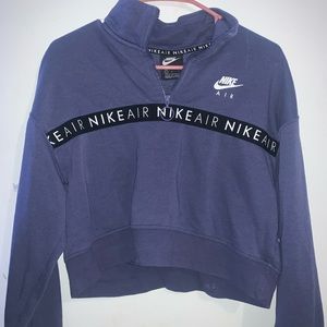 - Nike air half- zip pullover cropped